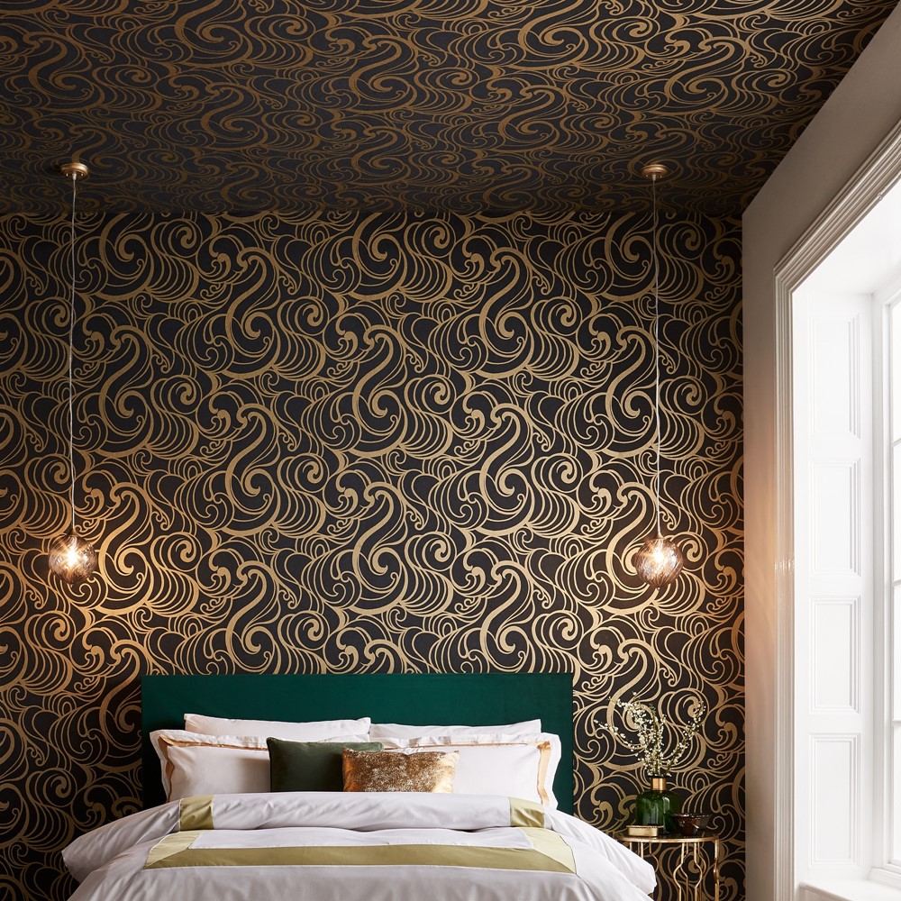 Hula Swirl Gold Noir Wallpaper 105273 by Graham & Brown in Black Gold